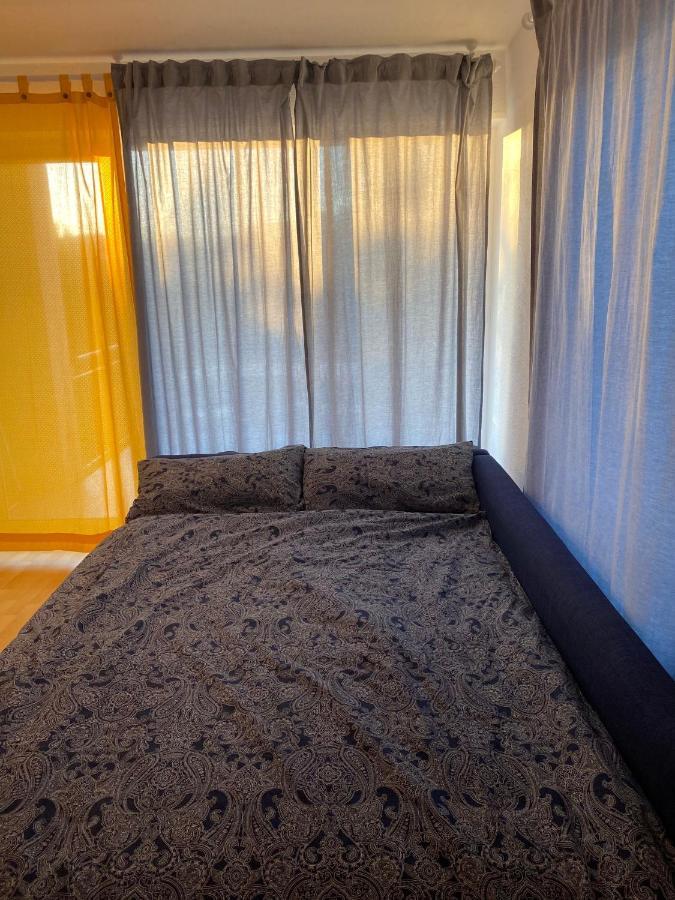 Harmony Apartment, Your Holiday Home In Rust With Balcony & River-View, 5Min To Europa-Park Bagian luar foto