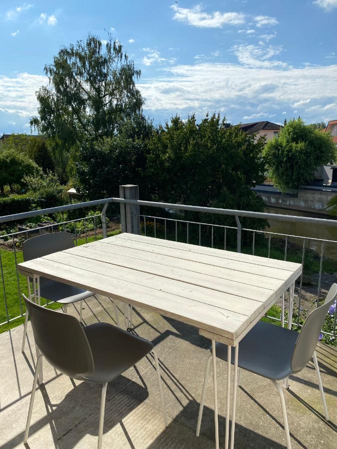 Harmony Apartment, Your Holiday Home In Rust With Balcony & River-View, 5Min To Europa-Park Bagian luar foto
